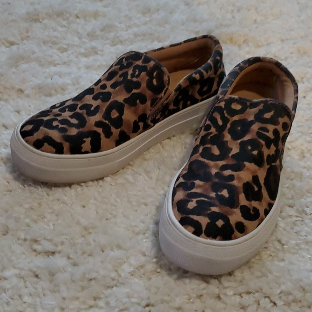 Leapord loafers